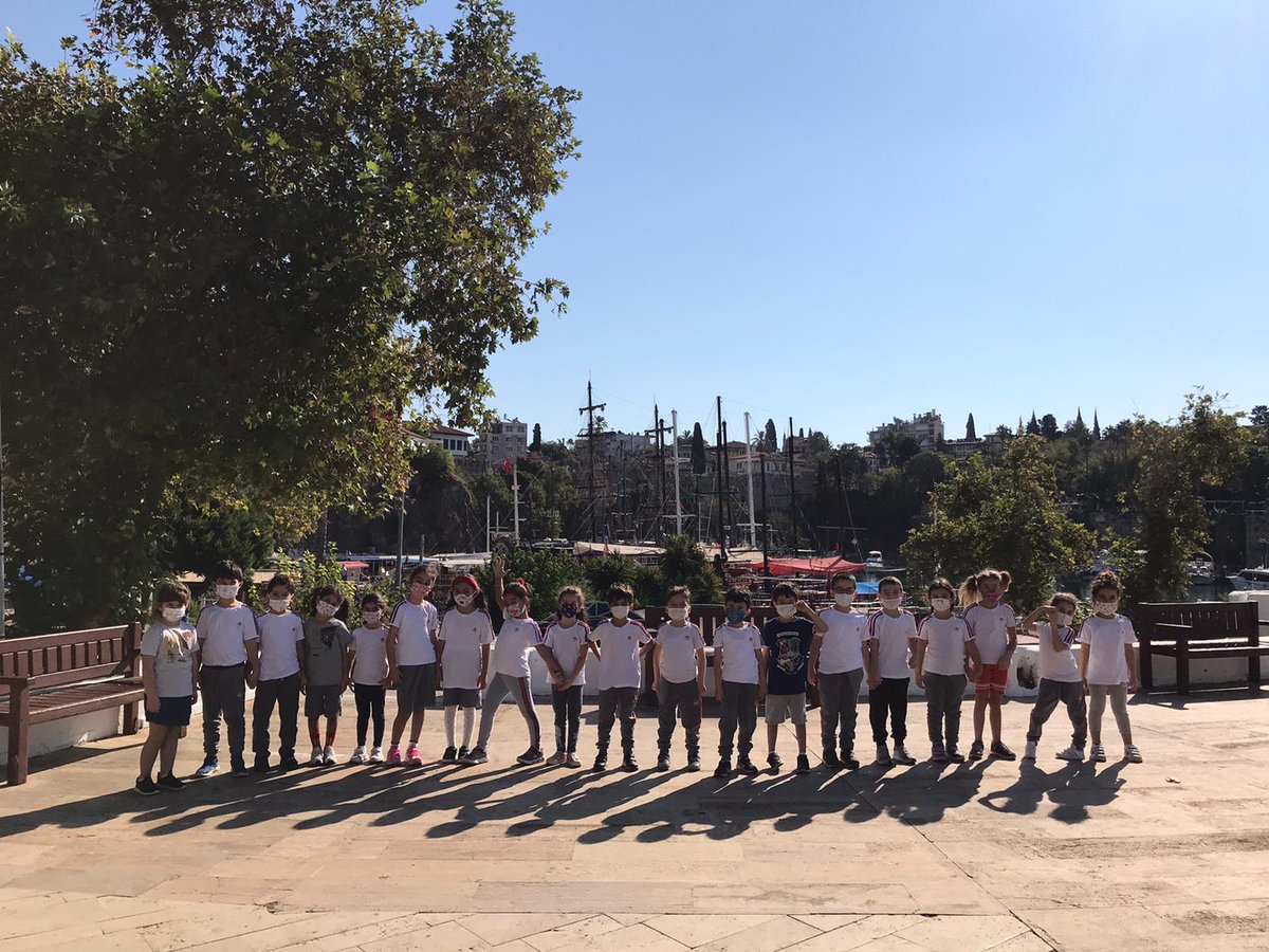 Çocukların gözlem, mantık, yaratıcılık, hayal gücü ve beğeni duygusunun oluşmasına ve gelişmesine katkı sağlamak için bugün bizler oyuncak müzesindeydik. 🪁🎎🪀 #oyuncakmüzesi #müzegezisi #müze
<a href="/SunayAkin/">Sunay Akın</a> <a href="/tunaomer1973/">Ömer TUNA</a> <a href="/delibas_esin/">Esin Aras</a> <a href="/kadirsari_offcl/">Kadir SARI</a> <a href="/HUSEYiNSARI07/">Hüseyin Sarı</a> <a href="/pinaraysemuft/">pınar ayşe müftüoğlu</a>