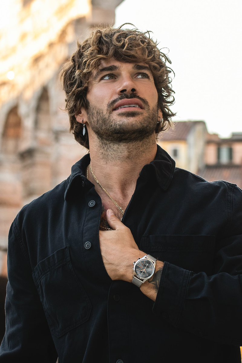 sona_claudio's tweet image. Time flies. ⏱
@boss
#thisisboss
#bosswatches
#adv