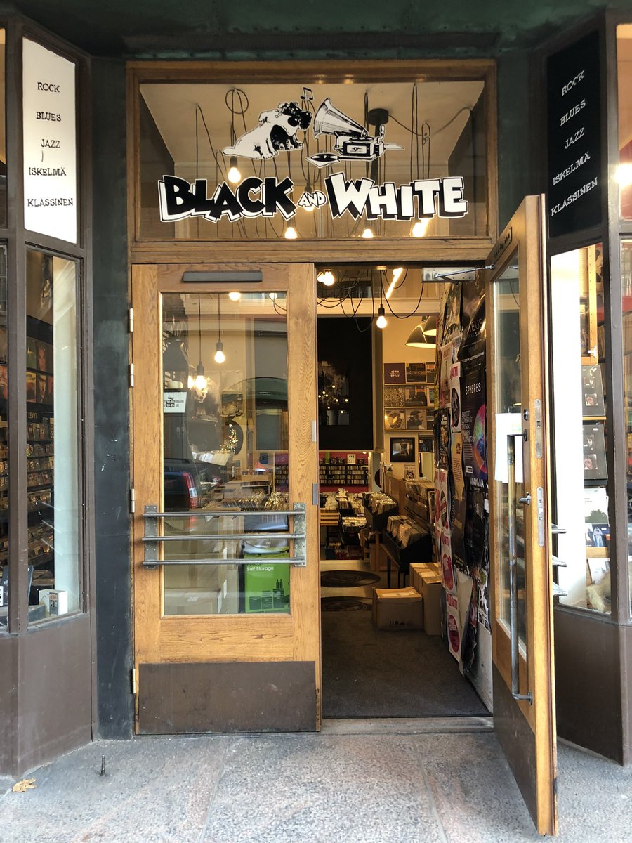 Black & White Records in Helsinki. Haven’t been here for a very long time. Good to be back

For anyone keeping score, they were playing Dinosaur Jr when we entered <3 https://t.co/9CUOePIOnN