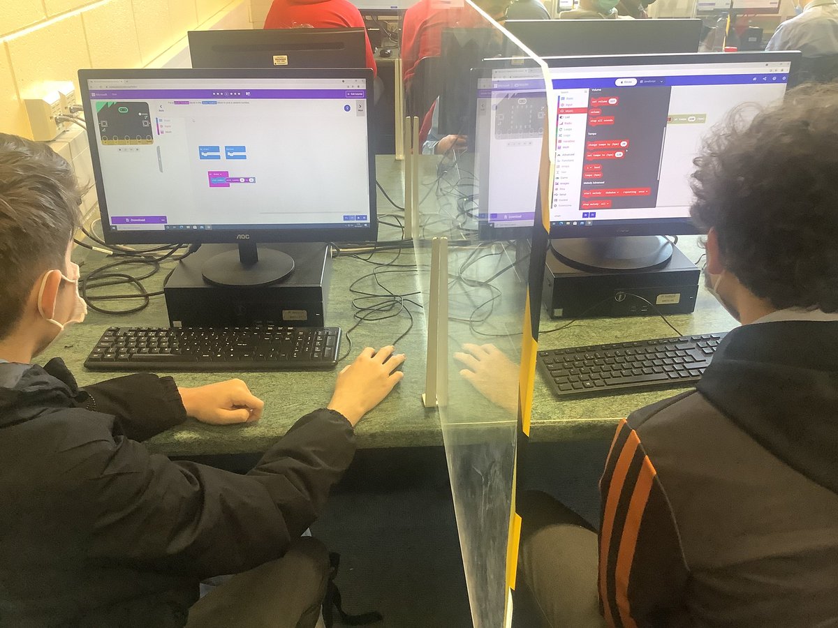 SjCrescent's tweet image. Digital learning #CodeWeek2021 #microbit #makecode