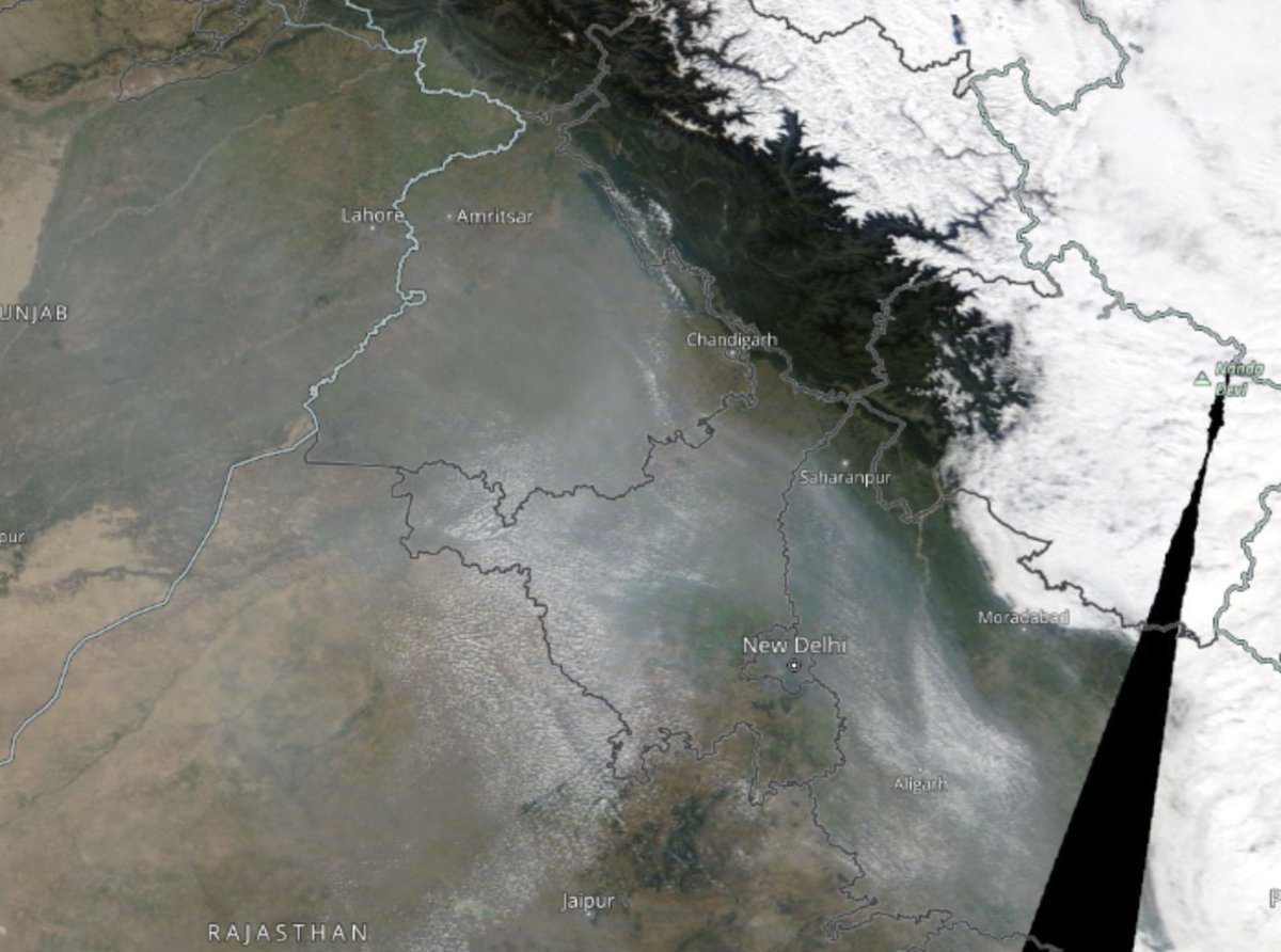 pawanpgupta's tweet photo. #clouds are gone, get ready for intense #burning and #smoky sky over the subcontinent, this morning #MODIS #Terra image #worldview @NASAEarthData @NASA_HAQAST @AerosolWatch @CBhattacharji @cleanairasia @sukhmeetsingh @SanGasso @LetMeBreathe_In @m_parrington @BzGEO @jksmith34 https://t.co/xZ3DOoETUu