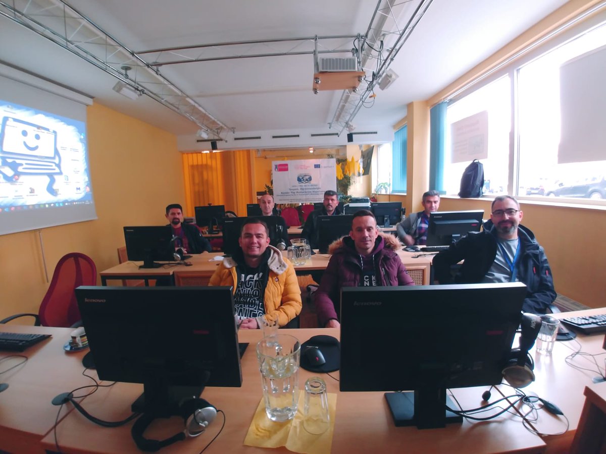 Diywe_Project's tweet photo. @ulusalajans tarafından desteklenen, Tavşanlı İlçe MEM tarafından yürütülen #Diywe projemizin 4. akışı Avusturya'da devam ediyor. Katılımcılarımız, #AugmentedReality (Eğitimde Artırılmış Gerçeklik Uygulamaları) kursunda bugün AR Modelleri üzerine eğitim alıyorlar. https://t.co/YeOS4Gl2mx