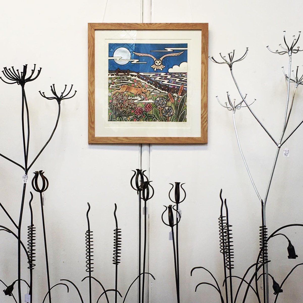 Amelia_Bowman's tweet photo. 🌿🌸 EARTH AND SKY 🌸🌿open this week and coming weekend at Wymondham Arts Centre, Church Street, Wymondham, NR18 0PH. 11-3 every day. Wheelchair accessible and free to enter. 🌿🌸 https://t.co/5GsCwfz9ox