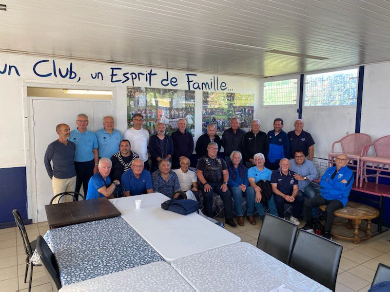 1ère réunion pour <a href="/AefNvaquitaine/">AEF Nouvelle-Aquitaine</a> à <a href="/Villedepodensac/">Podensac</a> #FCGraves Besoins de vous #éducateurs pour faire vivre notre mission - soutien de <a href="/Ir2fLFNA/">IR2F Nouvelle-Aquitaine</a> <a href="/LigueFootballNA/">Ligue de Football Nouvelle-Aquitaine</a>