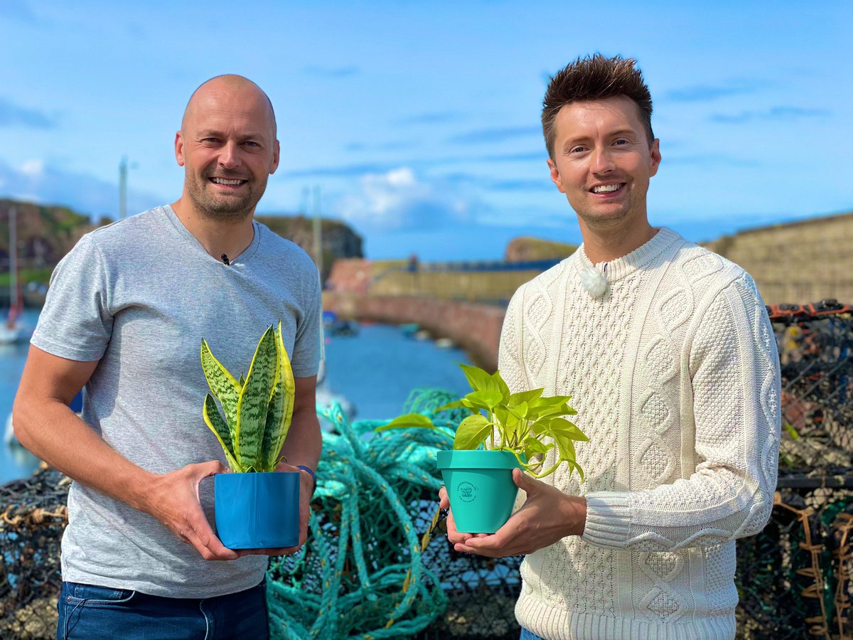 Got a new series starting tomorrow (Wednesday) on STV at 8pm - Don’t Waste Scotland! It’s another lovely programme meeting people around Scotland all playing their part in making our beautiful country more sustainable. Hope to see you tomorrow! 🏴󠁧󠁢󠁳󠁣󠁴󠁿