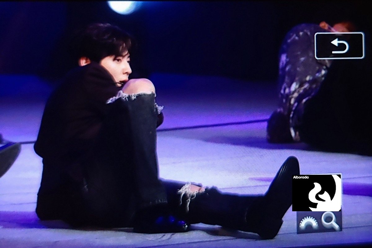 211019 이데일리 프리뷰 #민현 #황민현 #Minhyun #HwangMinhyun #뉴이스트 #NUEST 

🤭🤭🤭