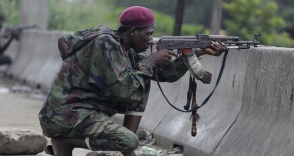 Côte d’Ivoire : Nouvelle attaque à Téhini, trois djihadistes tués et un gendarme blessé.
En savoir plus➡️➡️bit.ly/2Z6ZrNm
#Akody #CIV #CIVSocial