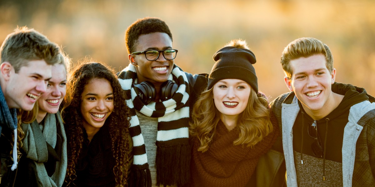 Asking for help is a normal part of life and you should never feel like you have to take on the world 🌎 alone. If you're worried that you or a friend is struggling, there are resources available to help: fal.cn/3ja1H #PreventionMonth