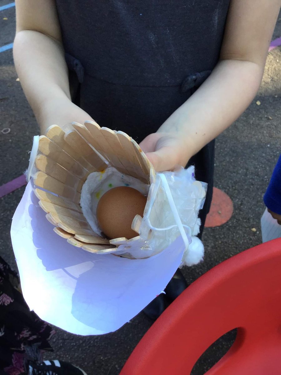 LangwathbyCe's tweet photo. Some super snaps of their #EggDropChallenge from Badger Class... #teamworkiseverything https://t.co/3sLQOHz7fo