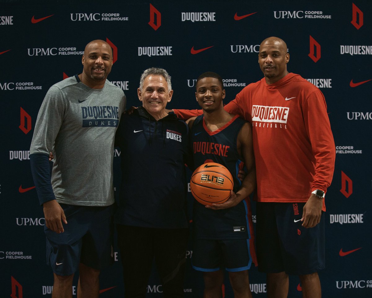 kareemrozier3's tweet photo. I would like to thank the coaching staff at Duquesne University for extending a D1 basketball scholarship offer and showing my family and I a great time during my visit. I especially thank and appreciate them for their willingness and desire to get to know me outside of the game! https://t.co/KmIKUxpSoL