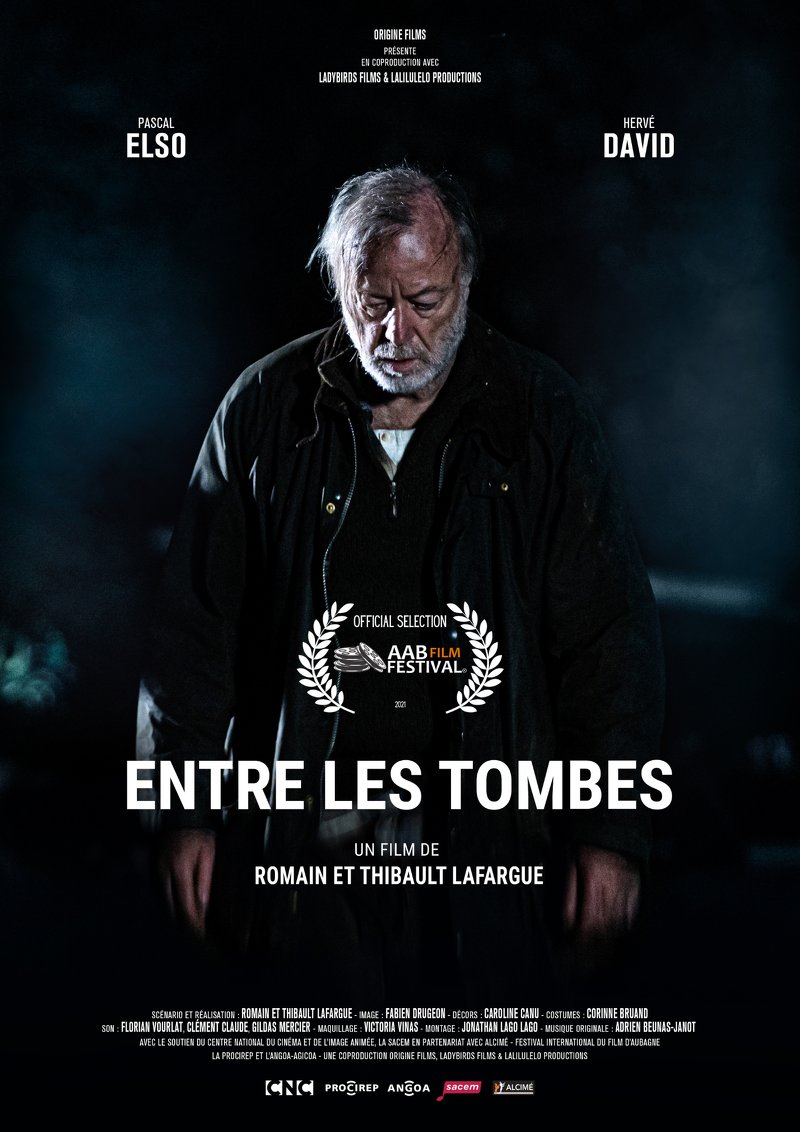 LadybirdsFilms's tweet photo. "ENTRE LES TOMBES" de Romain et Thibault Lafargue remporte le Prix du MEILLEUR THRILLER SHORT au AAB International Film Festival, Inde - Oct. 2021. FÉLICITATIONS !!!
#LadybirdsFilms #Thriller #Courtmétrage #Festival #Award

https://t.co/ndfpQH6BYd https://t.co/KnHHsjI58p