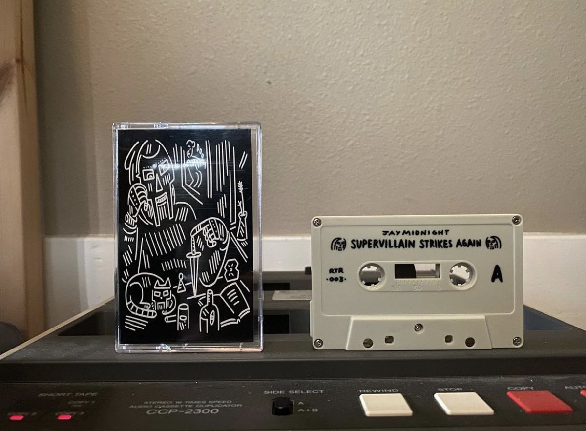 jaymidnight_'s tweet photo. “Supervillain Strikes Again”, the story of an #MFDOOM mixtape. 

The preorder without having any preview to the mix sold out online in just over 48 hrs on @runtherecord’s @bandcamp.
#SupervillainStrikesAgain https://t.co/OA6ZyAoeRS