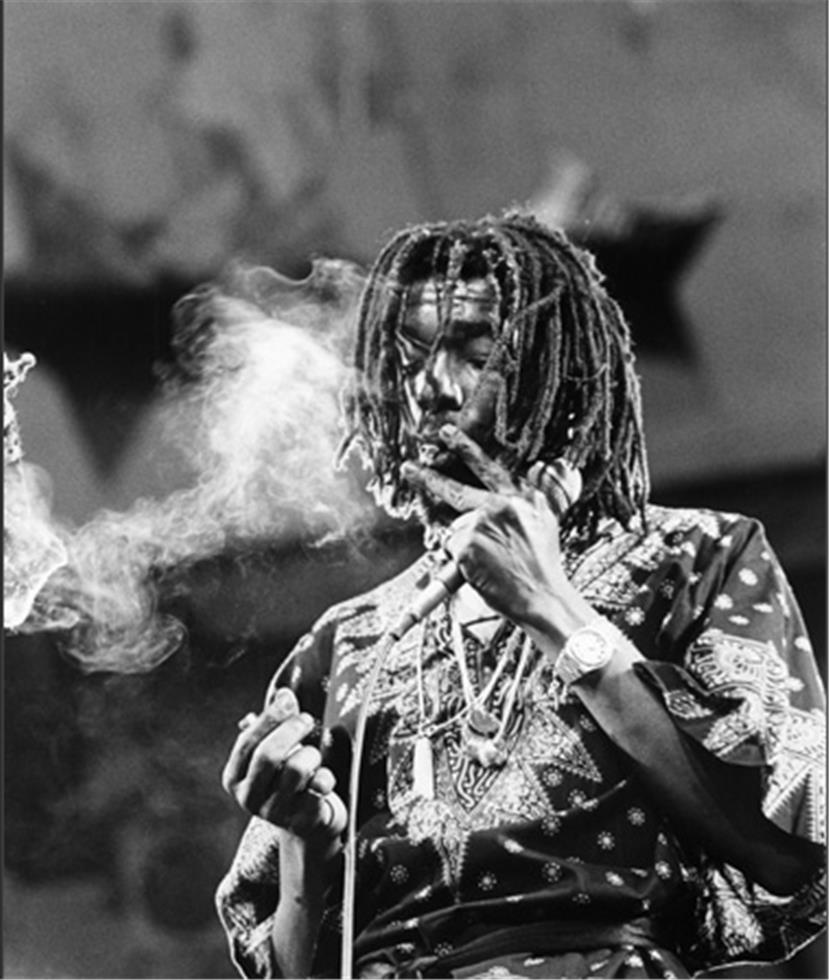 Happy birthday peter tosh,,, turning 77 today. True legend dat.  