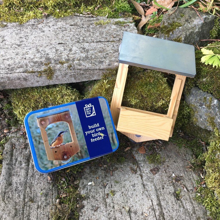 scoutstore1917's tweet photo. The Build Your Own Bird Feeder Gift in a Tin is the perfect activity for any outdoor adventures this half term π π¦
Get one now https://t.co/LjeUJiNX8A
#Scouts #HalfTerm #TheScoutAssociation #ScoutStore #ScoutAdventure https://t.co/wQXGAcWQ71
