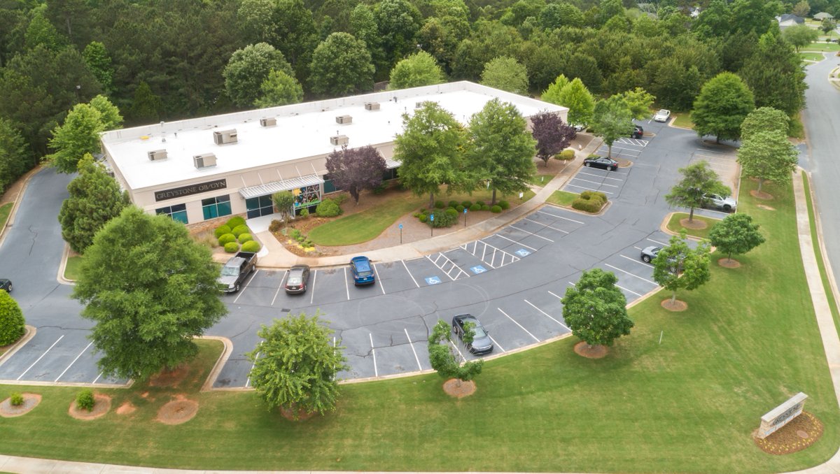 GE_Landscaping's tweet photo. Does your business or property lack curb appeal? Allow our friendly team at Great Estates to help. Give us a call today, at 1-855-7-GOGREAT or visit our website to schedule an appointment! *LINK BELOW*
 
#landscaping  
https://t.co/nNciGoWKuX https://t.co/8nbp4oqIFF