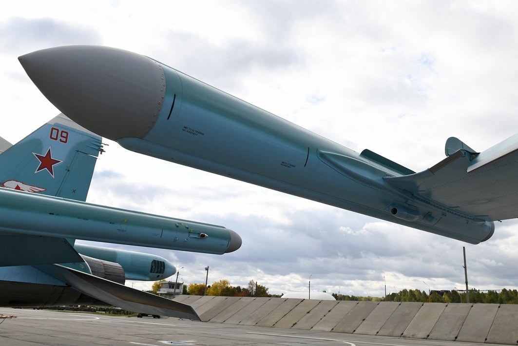 су-34 рэб. хибин су. кольский полуостров горы хибины. рэб хибины у су-35. хибин су.