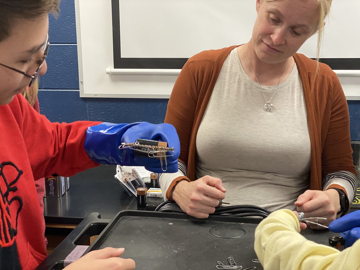 Awesome lab today in Mrs. Linville’s class. Ss are experimenting with different solenoids, conductive material, and power sources to create electromagnets! #sumnerachieves <a href="/JEric_Bowman/">Eric Bowman, Ed.D.</a> <a href="/DrJLovett/">Jay Lovett, Ed.D.</a> <a href="/TWHMiddle/">T. W. Hunter Middle School</a> <a href="/scottlangford72/">Scott Langford</a> <a href="/kylecraighead85/">Kyle Craighead</a> @jhesson83 <a href="/phillipholt/">Phillip Holt, Ed.D.</a> <a href="/TeachHigh32/">Kim High</a>