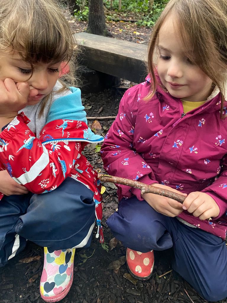 DanesfieldFS's tweet photo. From 🔥 safety to 🔥 lighting…reception learnt all about how to be safe around the campfire today 🌳❤️#fireexperts #safetyfirst 🔥🌳@DanesfieldSchl @DanesfieldR https://t.co/EyFtpqU5nx