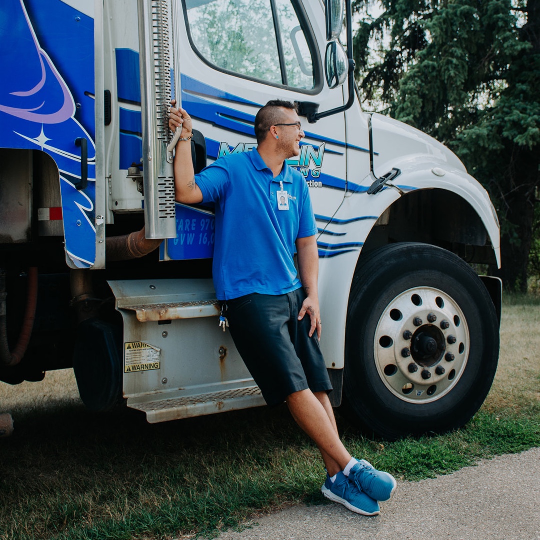 MerlinShredding's tweet photo. Can you guess what our favourite colour is?!

#rebranding #yegphotography #papershredding #mobileshredding #cybersecurity #yyc https://t.co/W14lTLBoYB