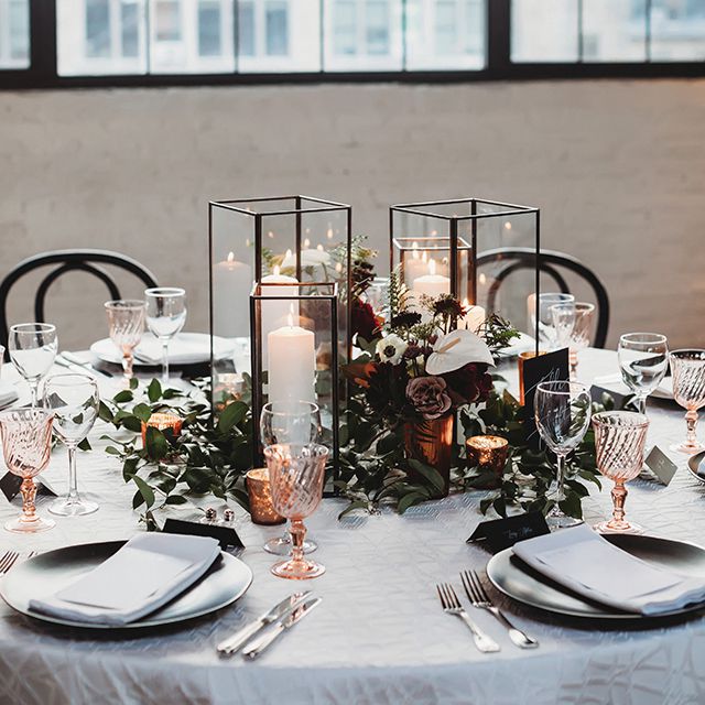 Paradise_Spring's tweet image. 31 Lantern Centerpieces to Light Up Your Wedding Reception
Read Here: 1l.ink/T7QNZWG

#ParadiseSprings #Oakhurst #Yosemite #Lodge #EventVenue #WeddingVenue #WeddingService #BusinessRetreats #RomanticGetaways
