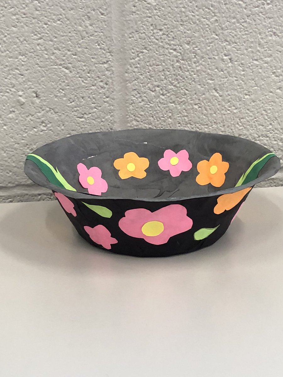 lrothmier's tweet photo. Our art students have incredible work that adds so much to the library decor. We love displaying it and are looking forward to seeing what you create next! #gkcasl #gvlibraries #buildingpartnerships #WhatWeDo https://t.co/R4Dlo6813V
