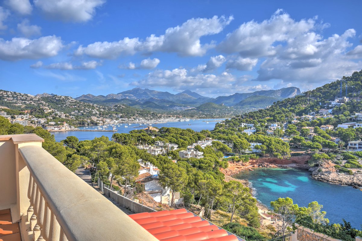 OnlyMallorca's tweet photo. Only Mallorca - Our best villa in the port for under 2,5 Mio EUR - https://t.co/5aDBaMoW6i https://t.co/AMqs3O52YT