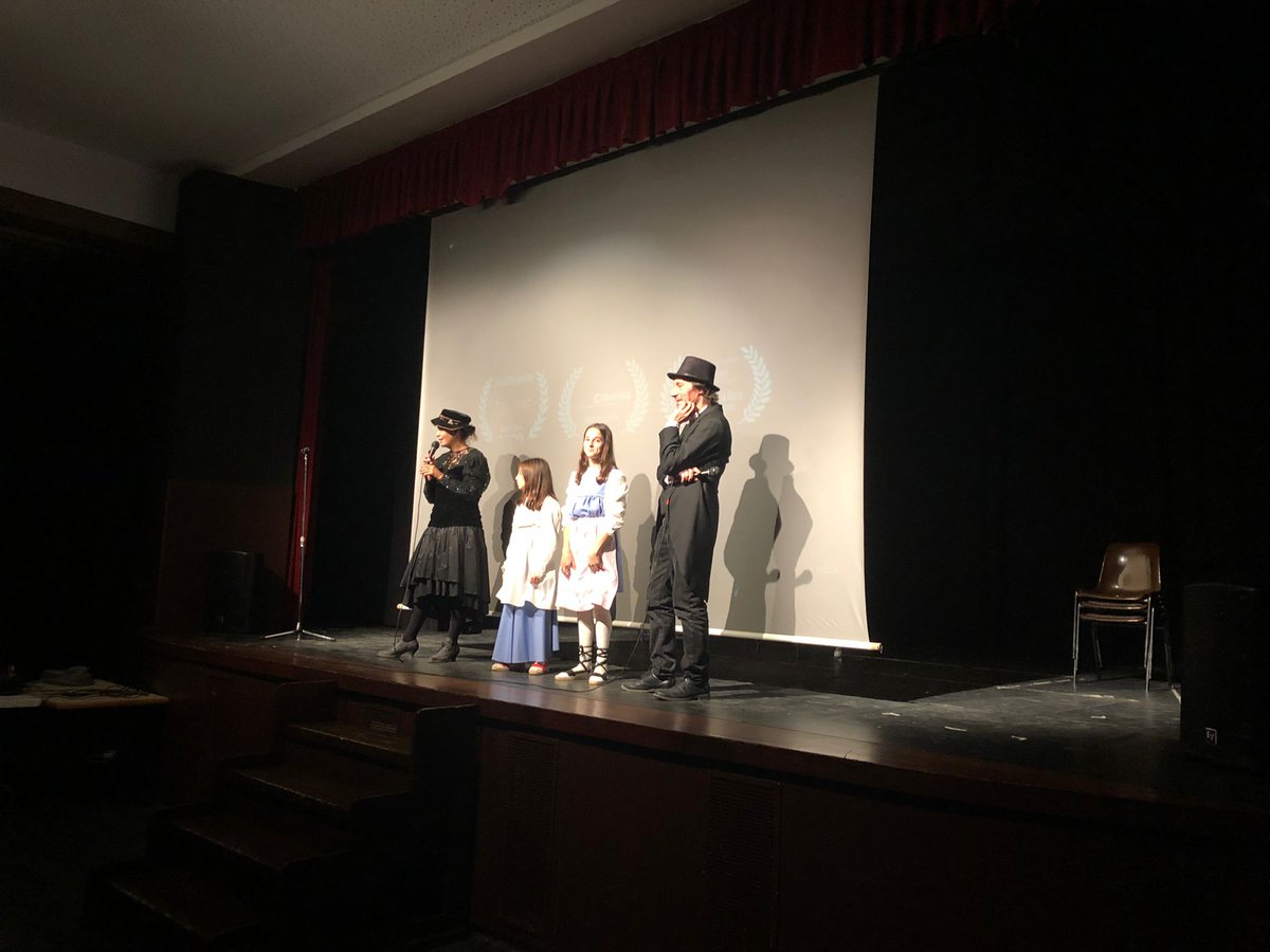 🧵 Estrena de 'Terra de Telers' aquest cap de setmana. Gràcies a tothom per venir, va ser un tret de sortida genial per Embarrats 2021!

#embarrats2021 #tempsderevolta #embarratsbatega