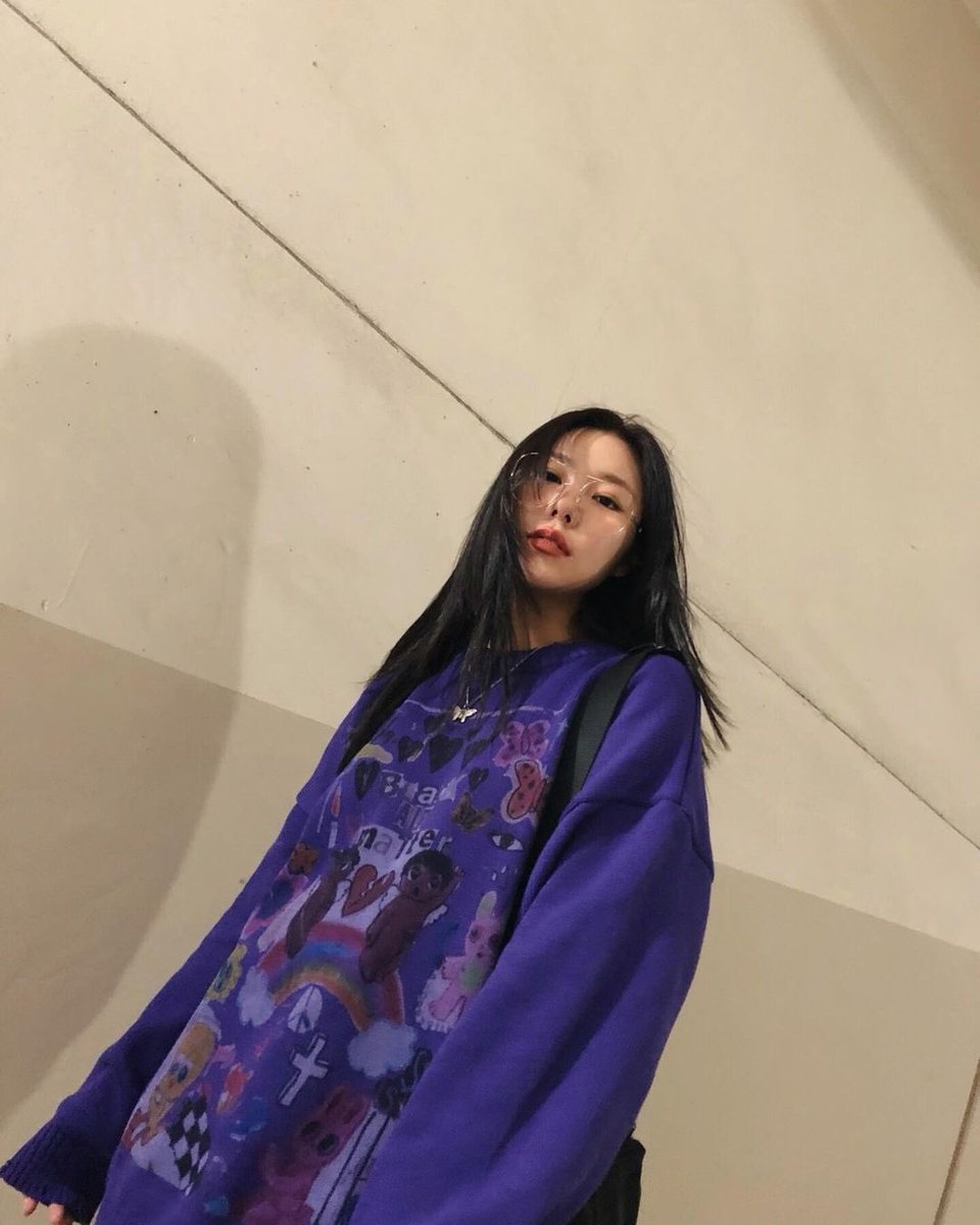 wheeix's tweet photo. WHEEIN BACK WITH BLACK HAIR https://t.co/AQfWRXSy2m