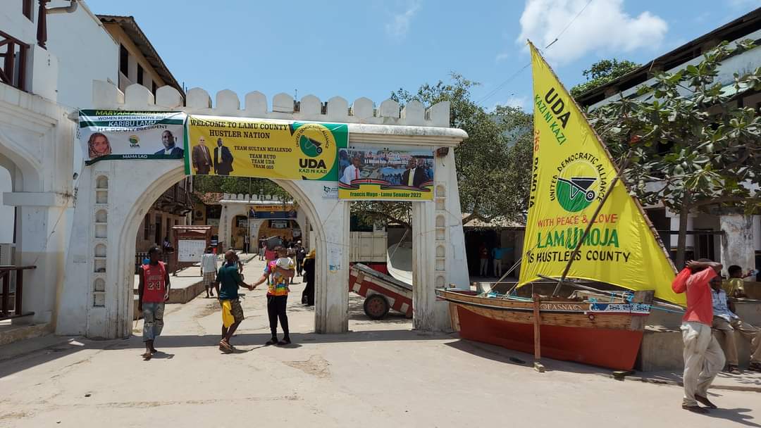 DovaGregley's tweet photo. Lamu is ready to host The 5th.
@WilliamsRuto
@OleItumbi
@UDAKenya
@nduyamuthama
@MohaJichoPevu
@HassanOmarH

#Hustlers4Hustlers
#RUTO4USALL https://t.co/RXIqPxOfuQ