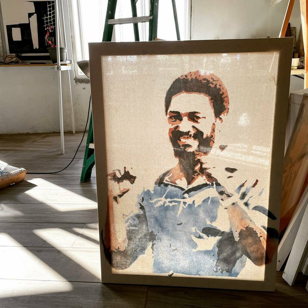ashermains's tweet photo. October 19th. Forward ever. #mauricebishop #grenadarevolution #grenada #grenadahistory #art #painting #stencil #grenadaart #grenadaartisland #caribbeanhistory https://t.co/RRKiMyaC1Z https://t.co/oZtr3WnP3z