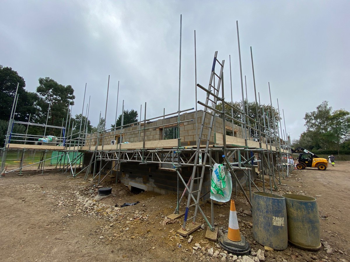 FirstSafetyCon's tweet photo. FSC Scaffolding - 01182142555
E: contact@firstsafetyconstruction.co.uk
W: https://t.co/EKdwAOHLVg

Recent works carried out in #Basingstoke by our #scaffolding #Team
#scaffoldingservices #berks #hampshire #fsc #firstsafety #amassiveerection #nojobtoosmall #nasc #tubeandfitting https://t.co/IwTXZlW3TR