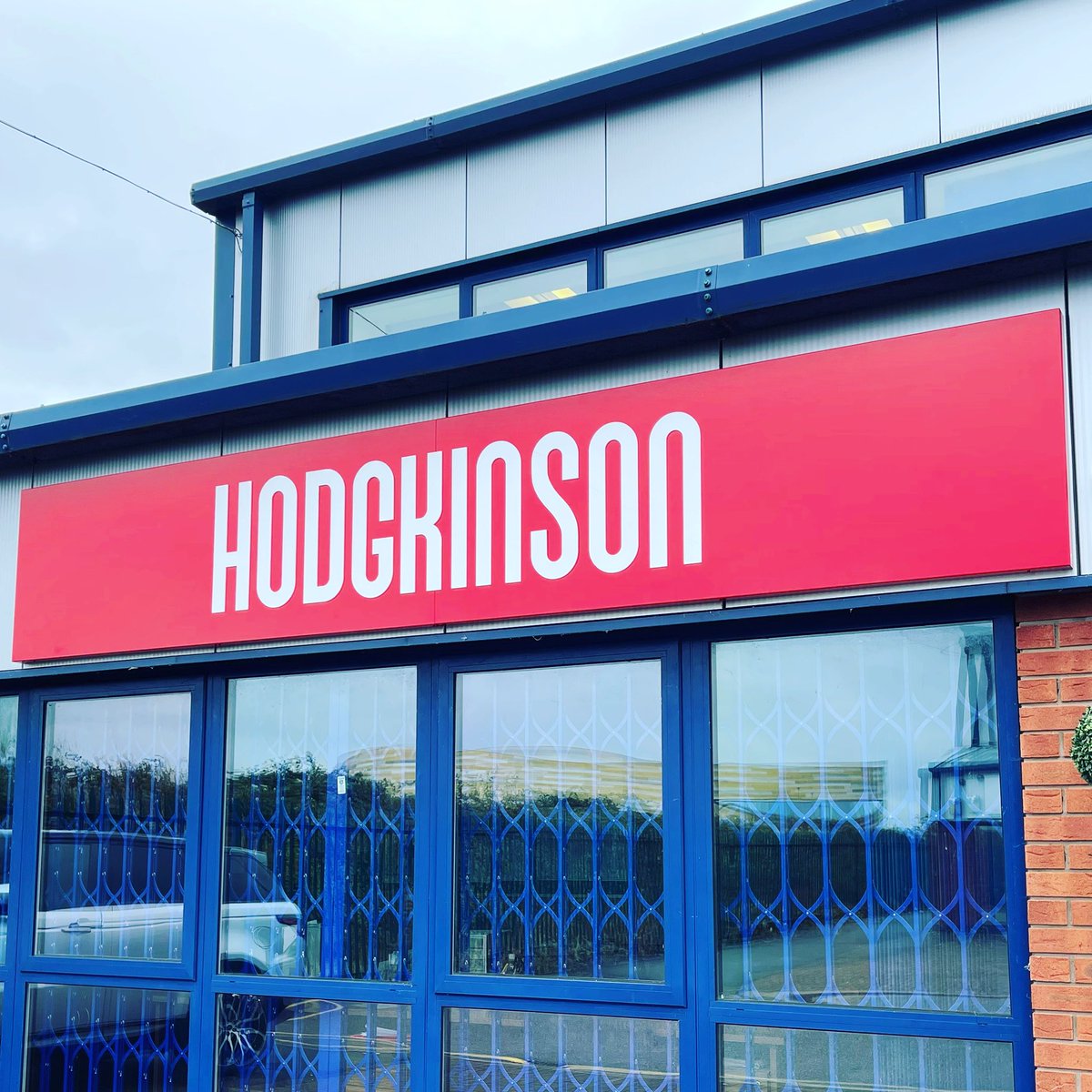 HodgkinsonBuild's tweet photo. The signs are looking good !! #NewSign #OfficeFront #builders #developers #LoveBrick @Poppy__PR @carrie_hilton @FixRadioUK https://t.co/964yZtWVuL
