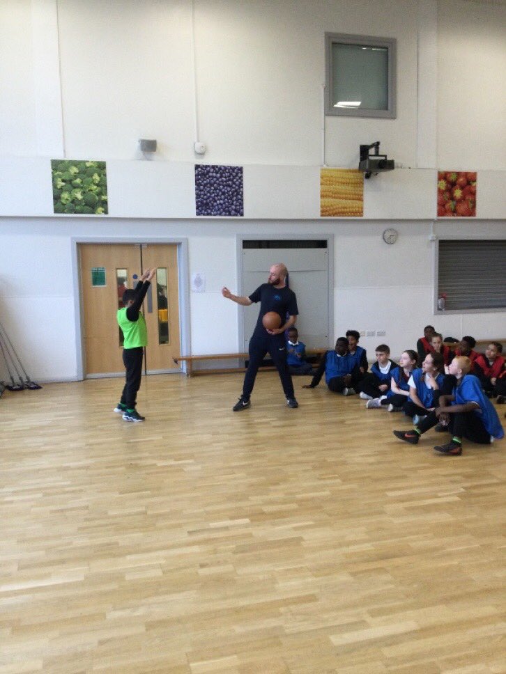 PE @ River View tweet media