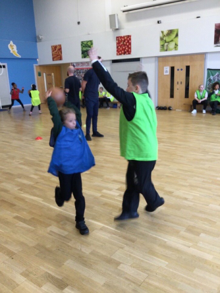 PE @ River View tweet media