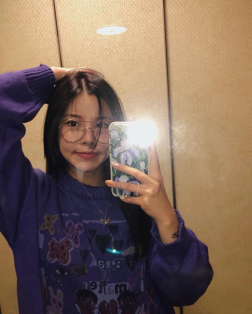 WHEElN_MY's tweet photo. [📸 IG] 211019 whee_inthemood

🔗 https://t.co/kzd9lH1B3l

#WHEEIN #휘인 #MAMAMOO 
#마마무 @RBW_MAMAMOO @THEL1VE_LABEL https://t.co/LZoV4TNA09
