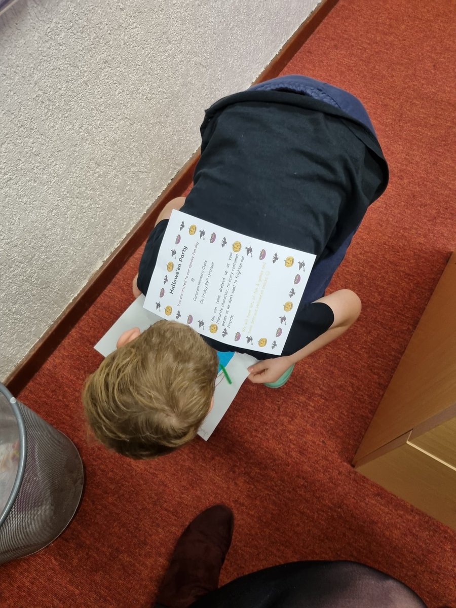 Kirsty Lowe tweet media