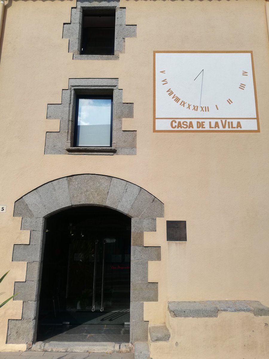 melibarberor's tweet photo. Trobada profitosa amb Elena Pino i Galvany, regidora d'Igualtat de l'ajuntament de S Antoni de Vilamajor (@savilamajor_cat) per parlar i concertar actuacions contra els #MatrimonisForcats. I un gran agraïment per la subvenció otorgada a Valentes i Acompanyades (@ViAcompanyades) https://t.co/olQ6CcIutB