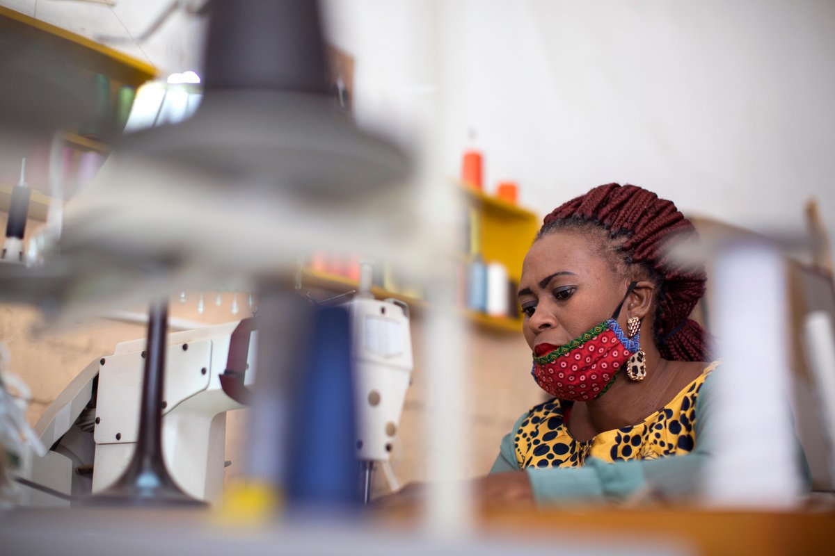 Investment in #EnergyAccess 🔋 began to fall a year before the start of the pandemic 💉(2019). #COP26 must address this matter seriously, as access to energy can help the most vulnerable countries 🌎 in their #economicdevelopment.
Read more: spr.ly/6016JOYIG
<a href="/SEforALLorg/">Sustainable Energy for All</a>