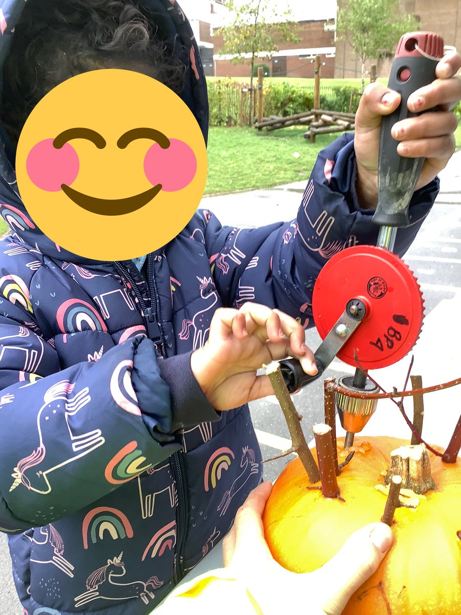 BeaumontPAc's tweet photo. At forest school, we are using tools safely to create a pumpkin friend! #handdrill #hammer #eyfs #Reception @SouthPennine #engagedcommunity #successfulstudents #forestschool 🎃 https://t.co/cMZ22oP3rb