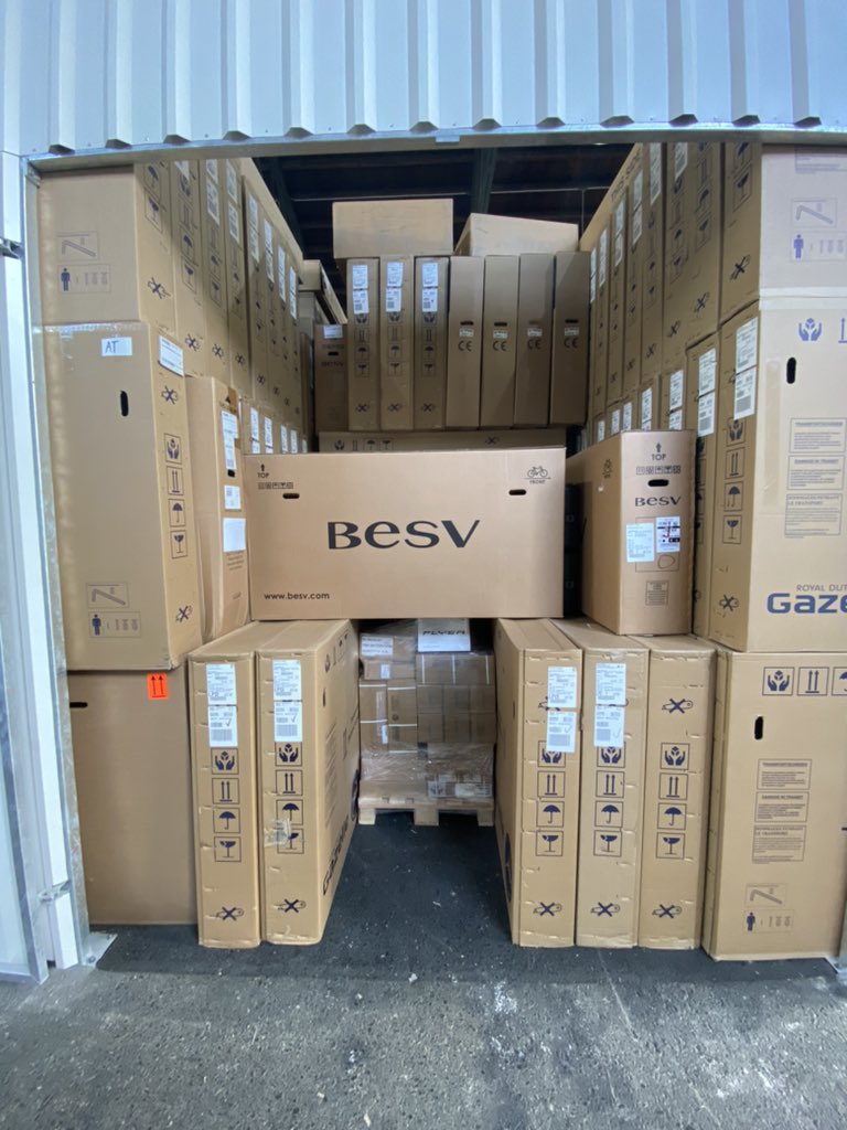 JOBikeAustria's tweet photo. Tetris im JOBike® Lager😆!

Wir brauchen mehr Platz und ziehen gerade in unser neues 🚲 Zentrallager um! 👍

#ausreichendlager #zurArbeitradln #JOBike #Firmenrad #Jobbike #Dienstrad #jobrad #klimaaktivmobil #oesterreichradelt #BMK

JOBike® ist eine Marke der velocitee GmbH https://t.co/c6L5uPkVdw