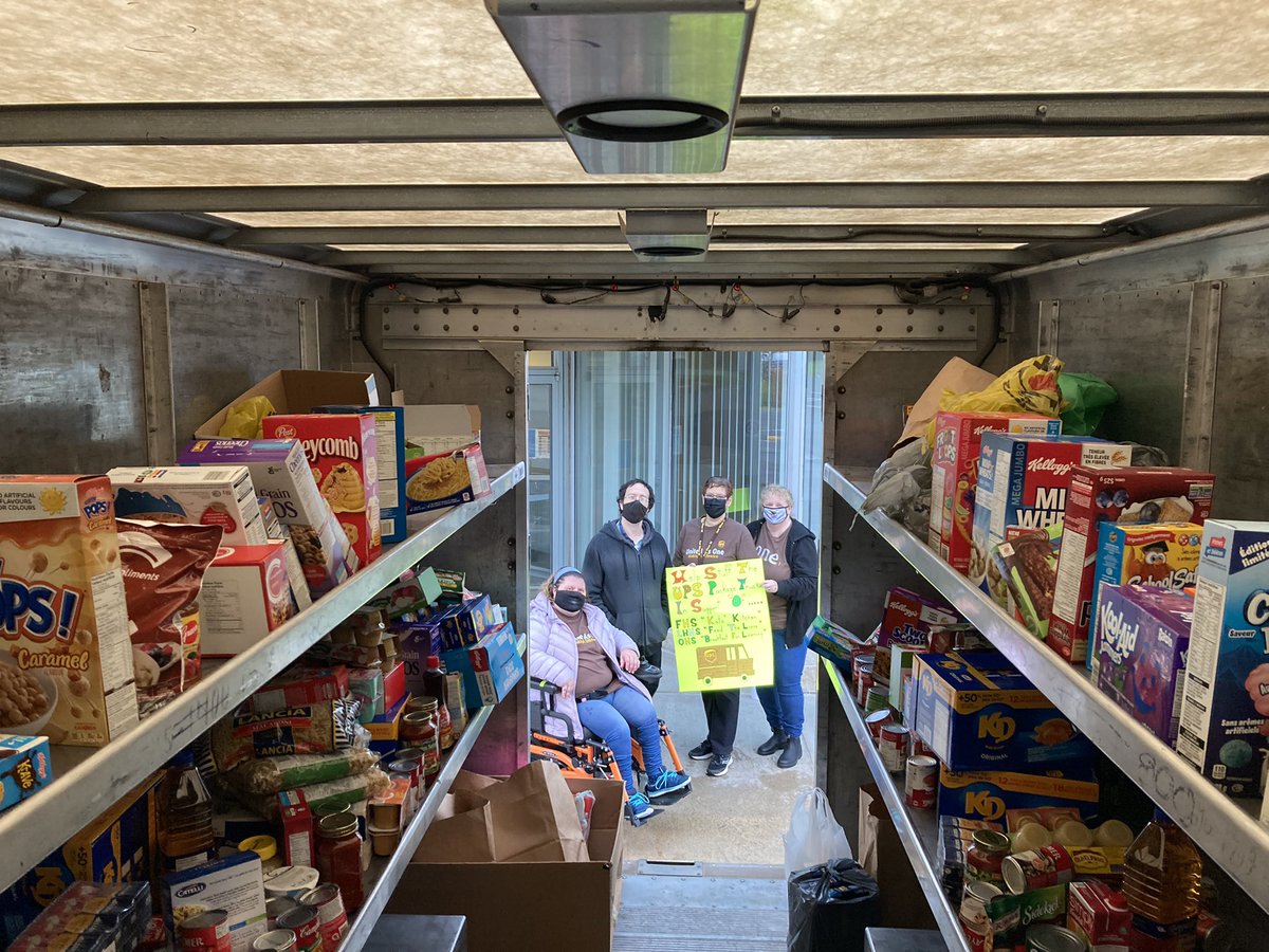 Fredericton Package and Fredericton Brokerage combined efforts to lending support to the local school lunch programs. #frederictonbrokerage #frederictonpackage #upsers #canadaups