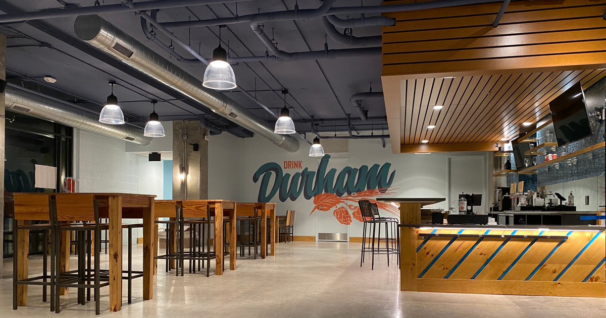 bocklighting's tweet photo. The Brilliante is a highly versatile fixture the offers virtually unlimited light level configurations! Check out the Billiante at the The Glass Jug in Downtown Durham, NC and try one of their delicious beers! πΈ : @glassjug #bocklighting #brewery #localbrewery #craftbeer https://t.co/otPhCuOarZ