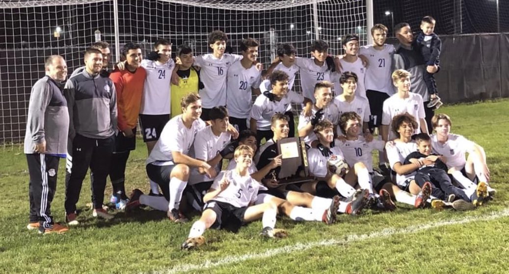 jeremem22's tweet photo. Great Memories! Great Players! Great Young Men! Great Friends! 🏆⚽️ https://t.co/bVIWuv0cyN