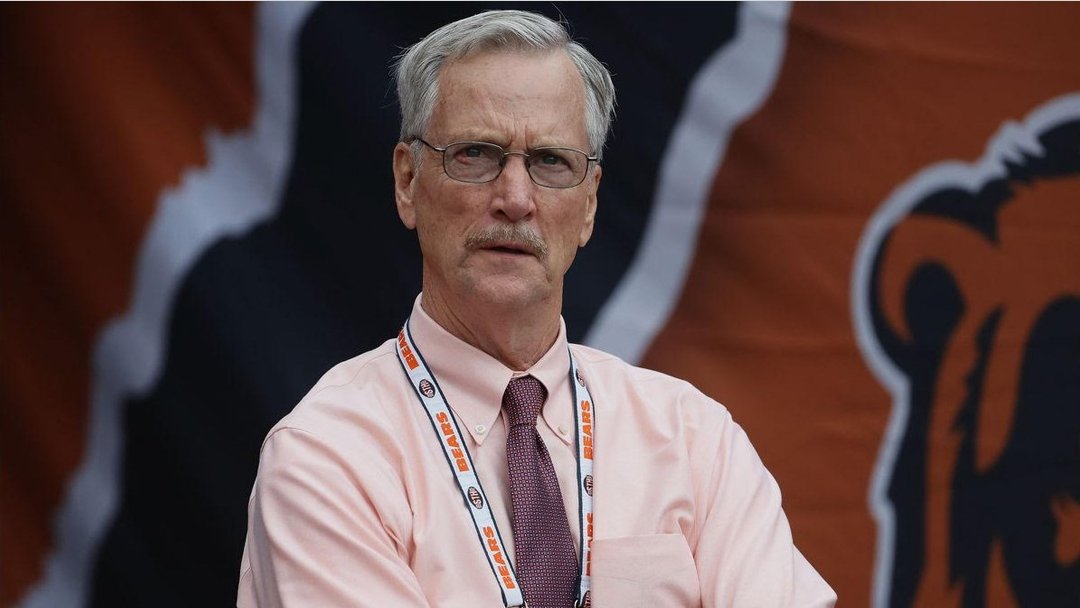 MachineChicago's tweet image. McCaskeys Sheepishly Request that Aaron Rodgers Sell Chicago Bears Back to Them

Full Article: thechicagomachine.com/new-blog-1/vl6…

#Chicago #satire #comedy #sports #football #bears #Packers