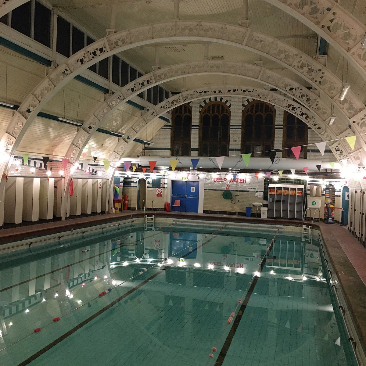 We want to take a minute to apologise to our swimmers for closures over the last few weeks. We're trying to keep many sessions on the timetable, unfortunately we have had many last-minute closures. Thank you all for bearing with us while we get through this challenging time.