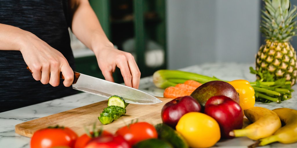 MIIAsocial's tweet image. Are you participating in our Well Aware programs? See how they can improve your overall well-being and health, through proper nutrition, exercise and more healthy habits. #WellAware emiia.org/well-aware