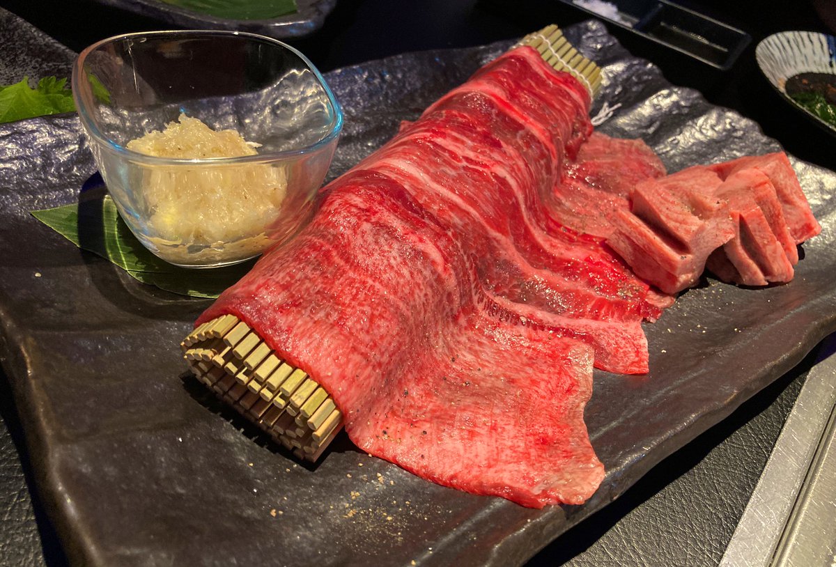 迫さんの焼肉屋さん「上等焼肉ひらく」に、うとさん、ぷうかさん、ためくにさんと食べに行ってきました

最前線で活躍されてる人たちのビジネスの話を何時間も聞けてめちゃ勉強になりました✏️

焼肉おいしかった😋

<a href="/yuki_99_s/">さこゆうきの裏アカ</a> 
<a href="/uto_market/">うと</a> 
<a href="/puka_marketing/">小礒＠心理サービス代表</a>