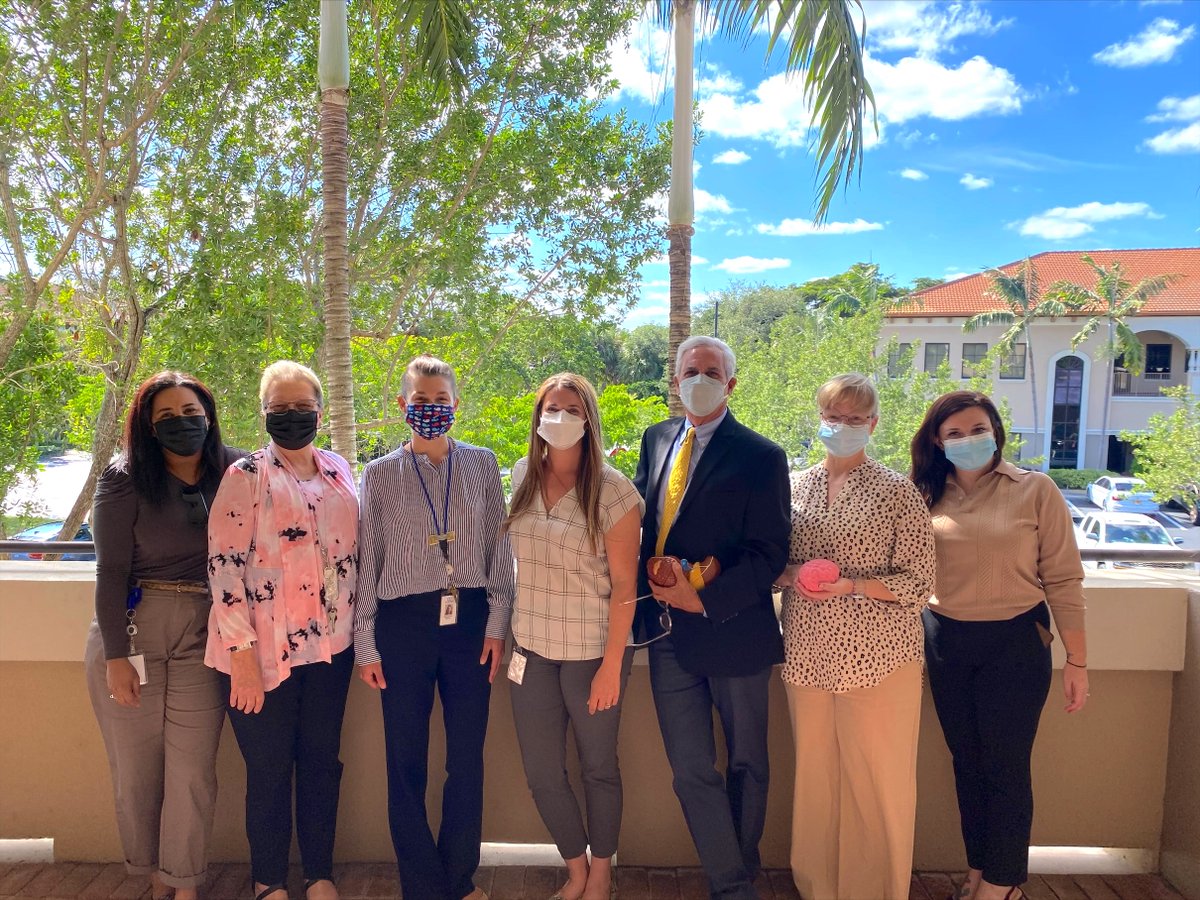 CaronTreatment's tweet photo. As National Addiction Treatment Week gets underway, we would like to honor the life-saving work of our Caron team.

More than 5,000 lives are touched each year by your compassion &amp; commitment to evidenced-based treatment &amp; recovery. Thank you for all that you do! #TreatmentWeek https://t.co/ZFOsaKctCF