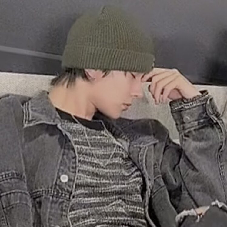 ً (@lhsfeed) on Twitter photo 