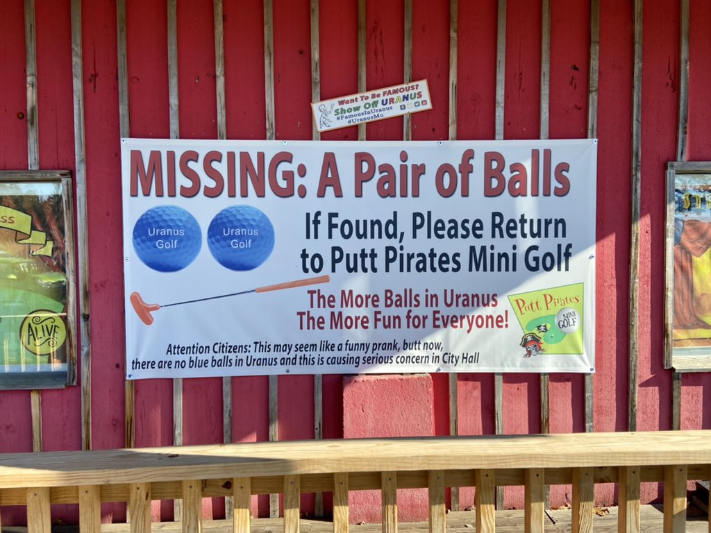 GolfsoupJones's tweet photo. So this happened… #FamousInUranus #UranusMo https://t.co/P237D15tD0